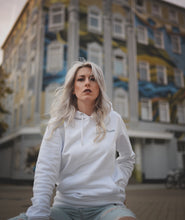 Laden Sie das Bild in den Galerie-Viewer, "Hairlich-schoen" Hoodie