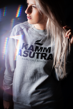 Laden Sie das Bild in den Galerie-Viewer, Kammasutra Sweater
