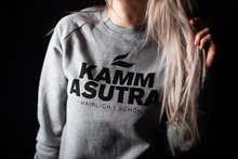 Laden Sie das Bild in den Galerie-Viewer, Kammasutra Sweater
